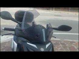 Incidente in Romea, auto impatta contro uno scooter